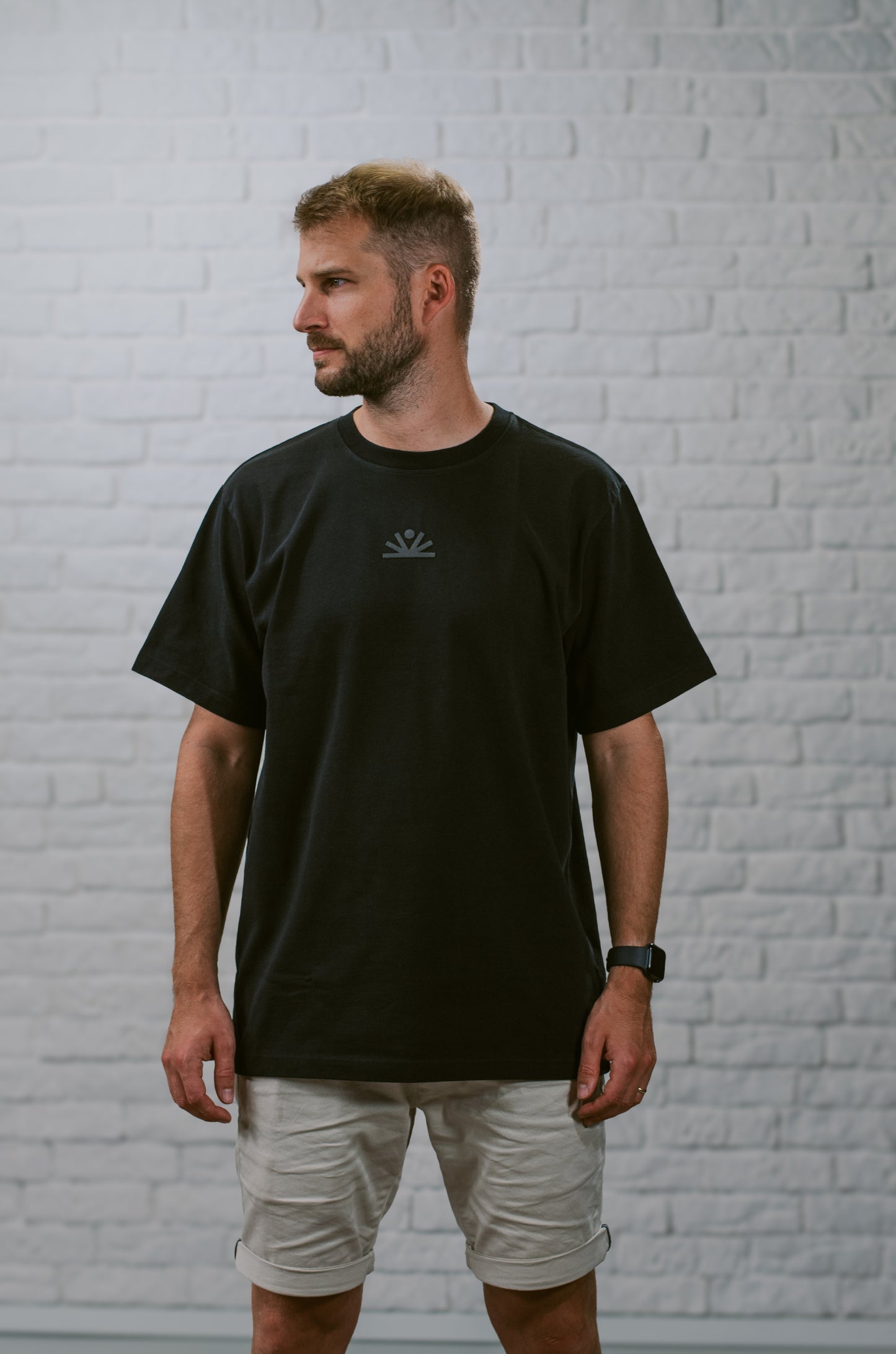 BTTW - T-Shirt (inkl. 10€ Spende)